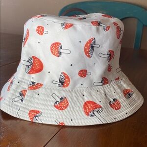 White Mushroom-Print Bucket Hat